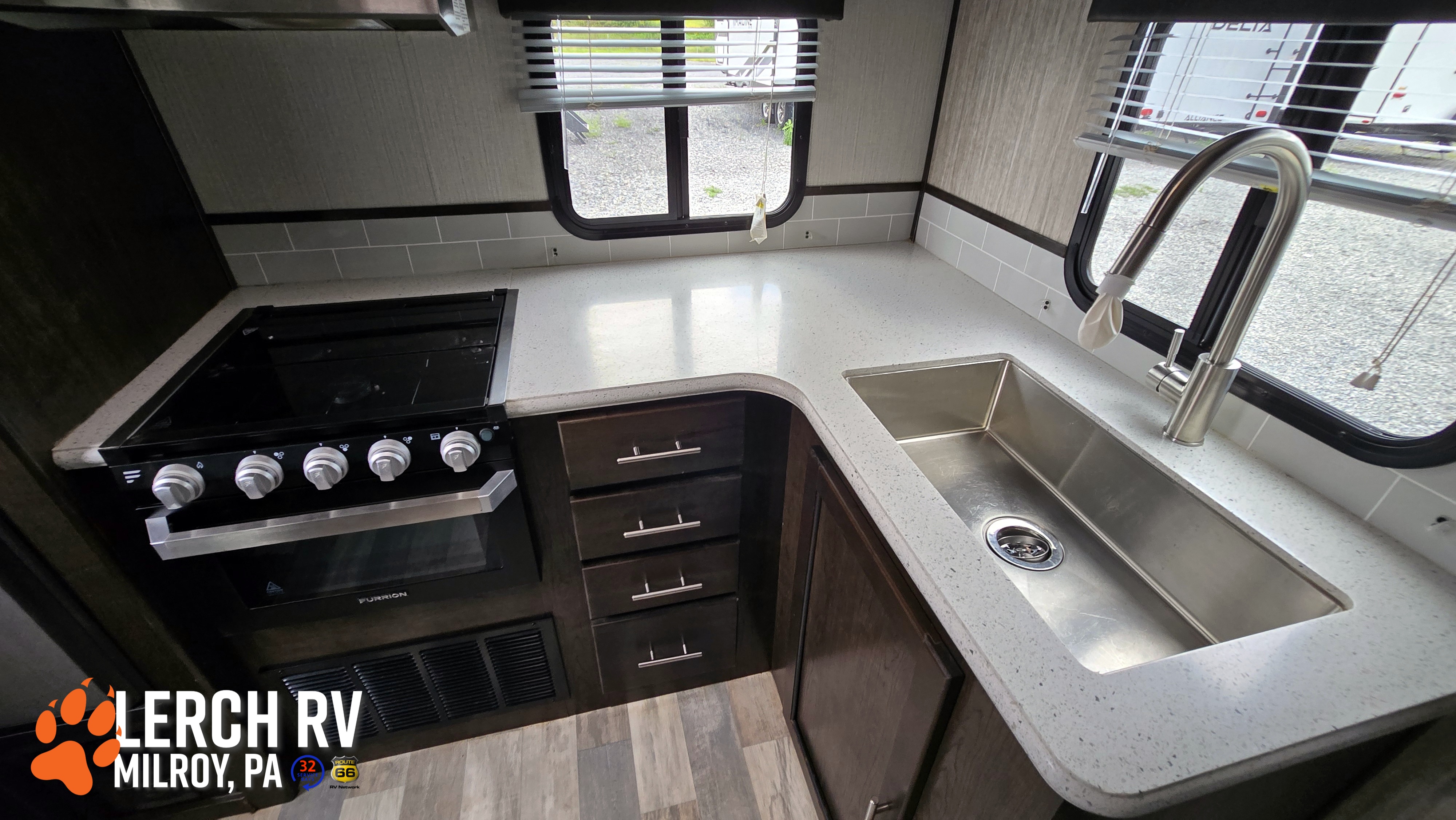 2019 Cruiser RV Fun Finder Xtreme Lite 24RK - Image 14