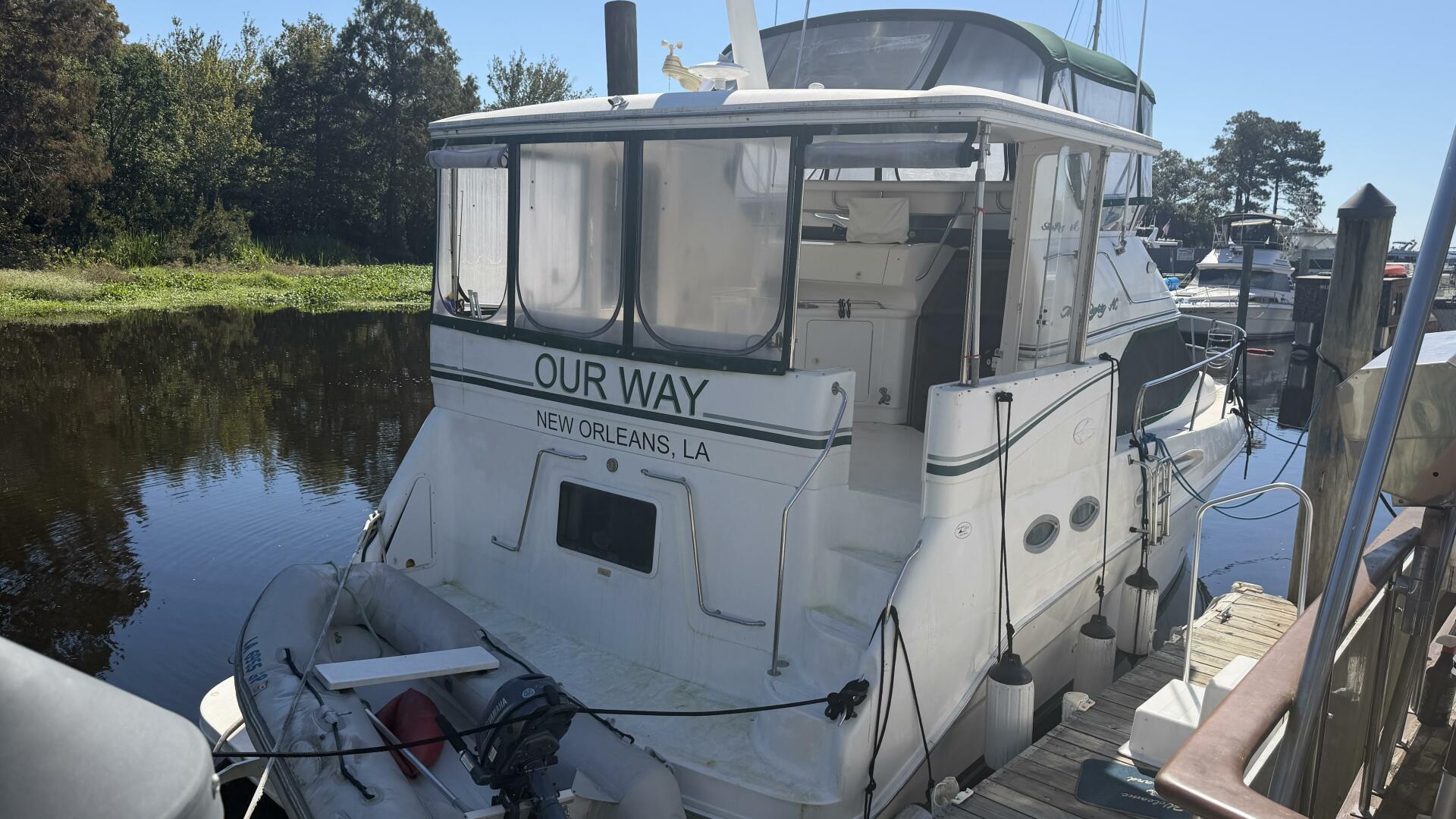 2000 Sea Ray 380 Aft Cabin - Image 7