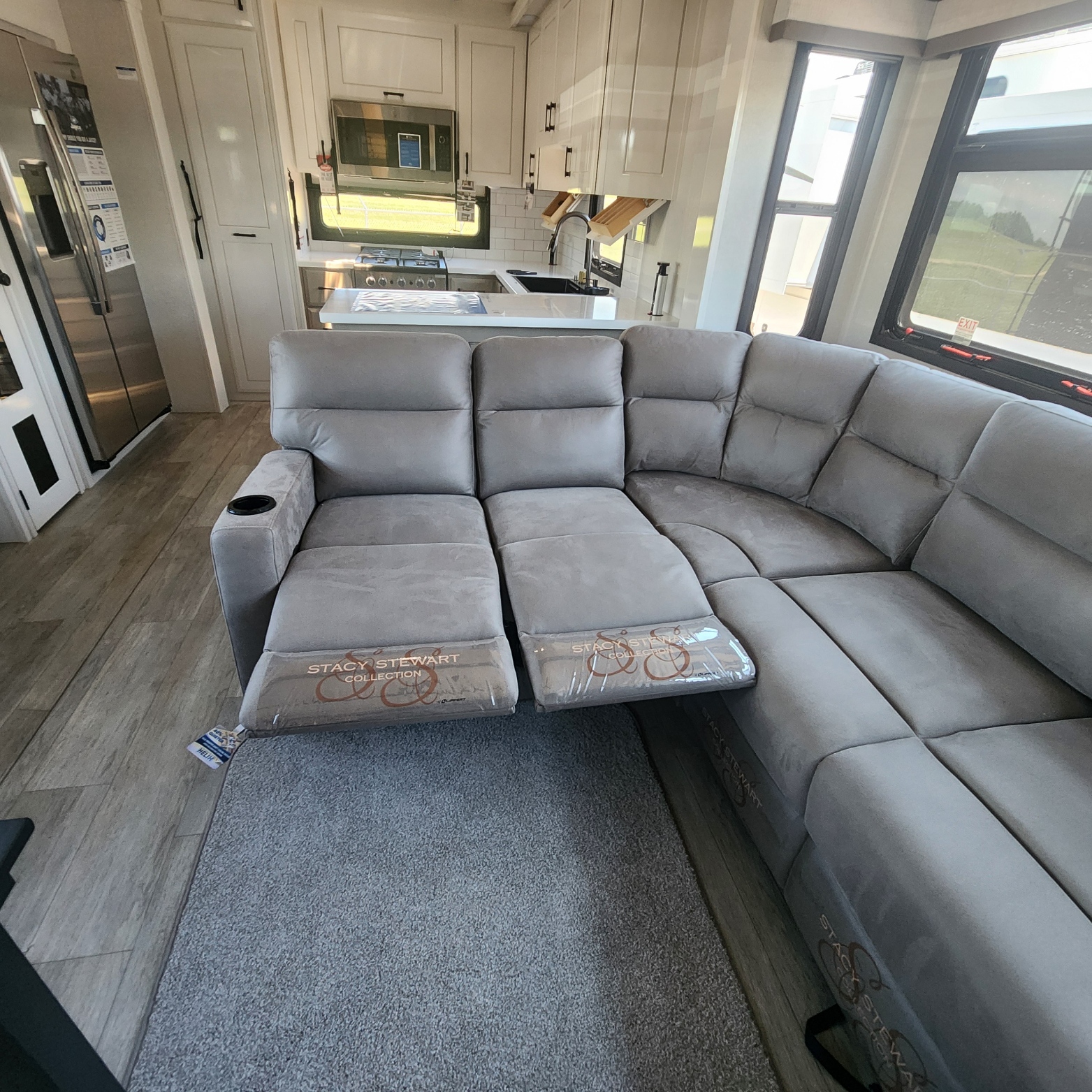2026 JAYCO PINNACLE 38FBRK - Image 25