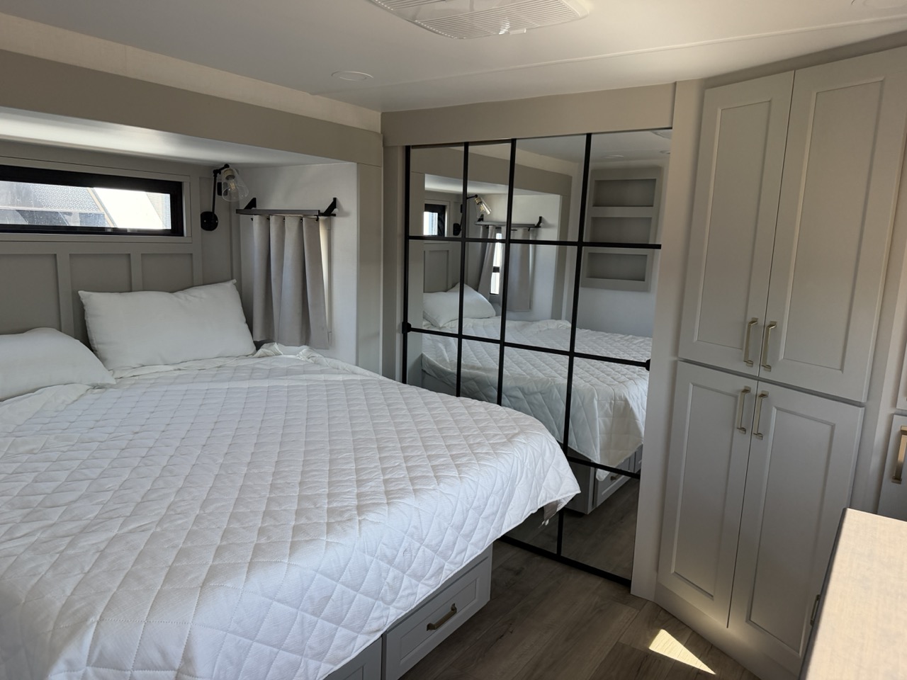 2026 Brinkley RV Model G 4100 - Image 21