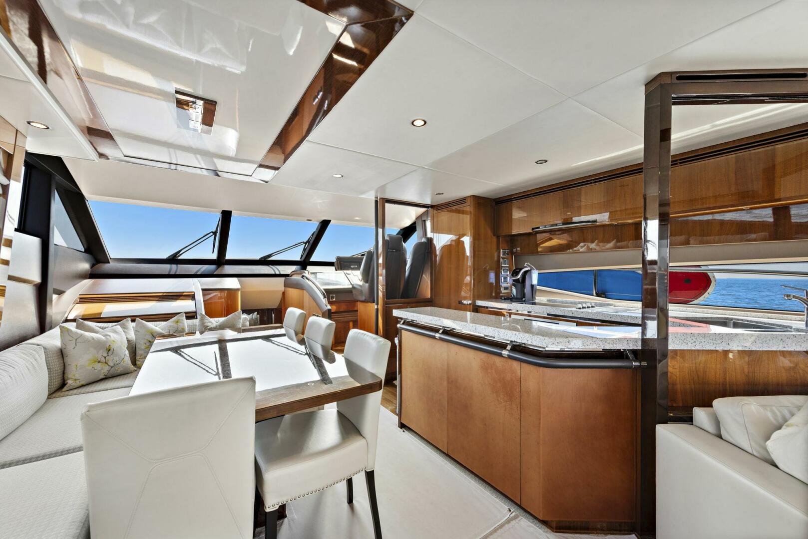2015 Princess 72 Motoryacht - Image 21