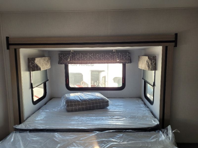 2026 Forest River Sunseeker 2500TSF - Image 17