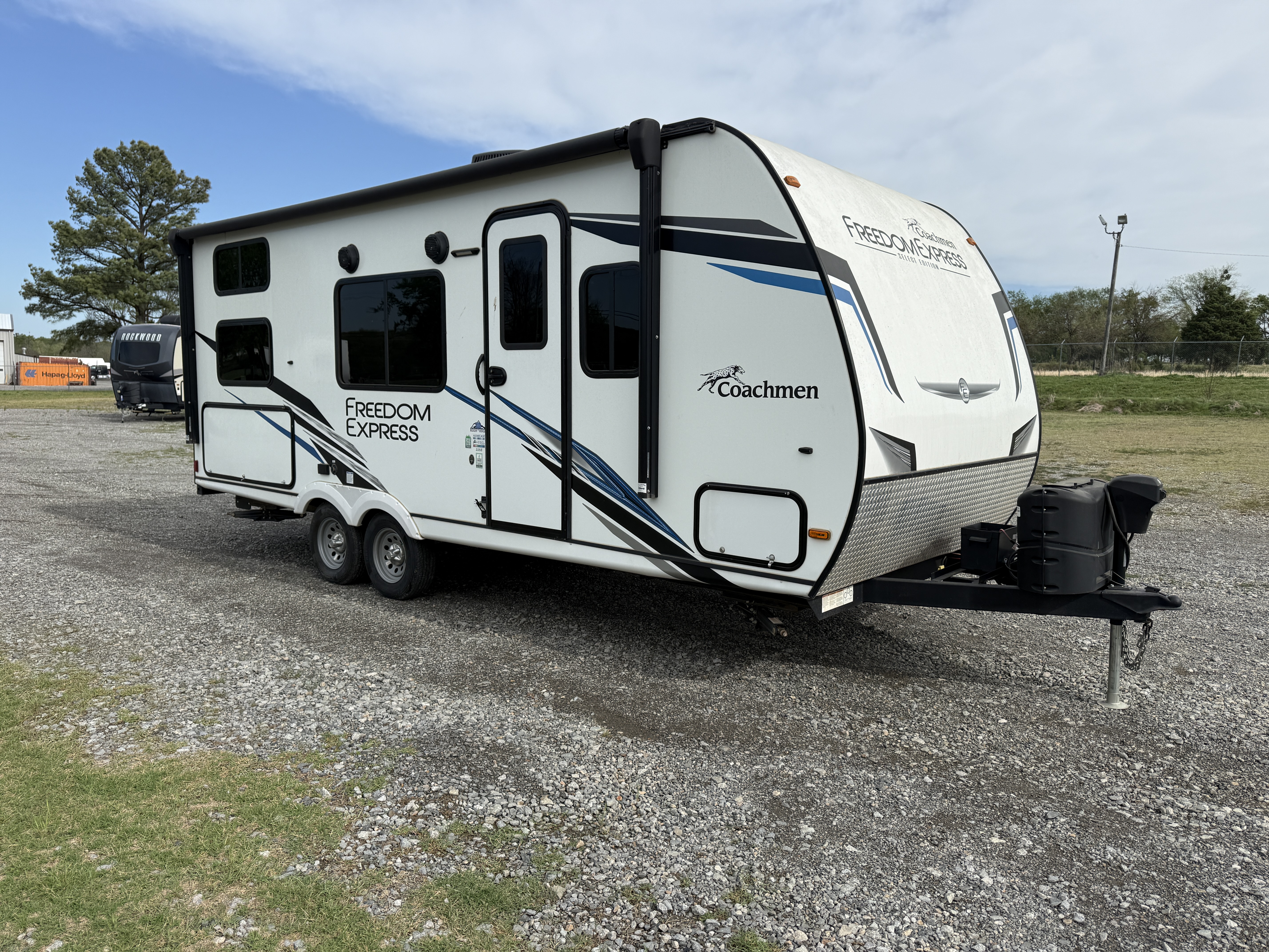 2023 Coachmen Freedom Express Select 22SE - Image 1