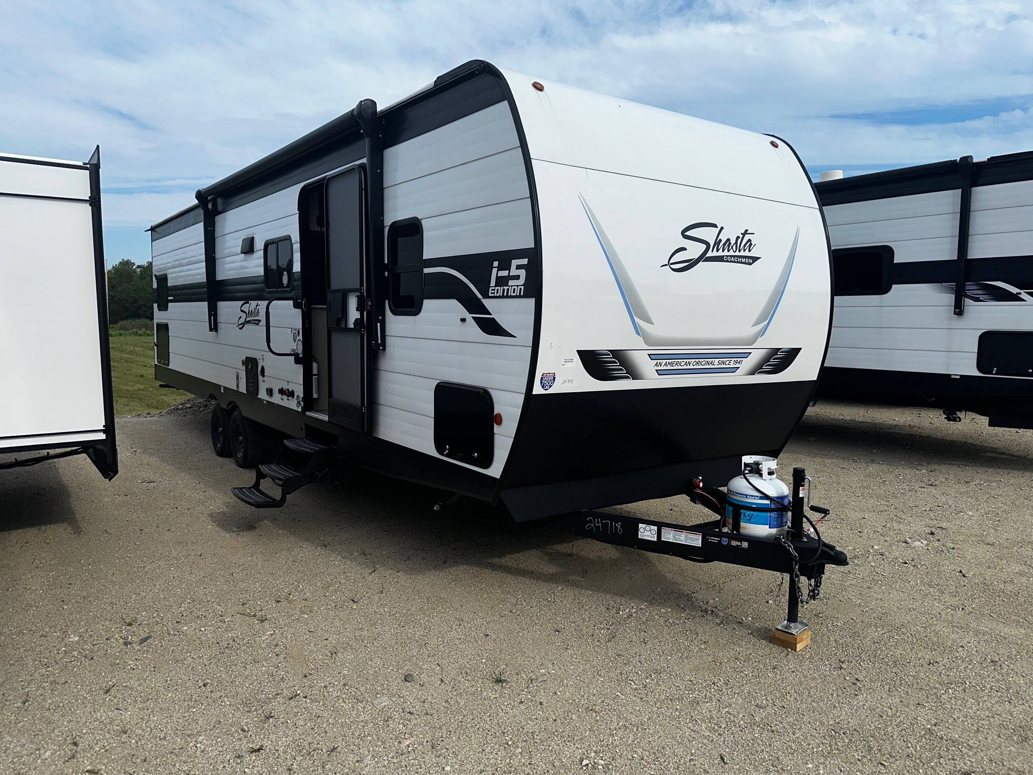 2026 Coachmen Shasta I-5 530BQB - Image 3