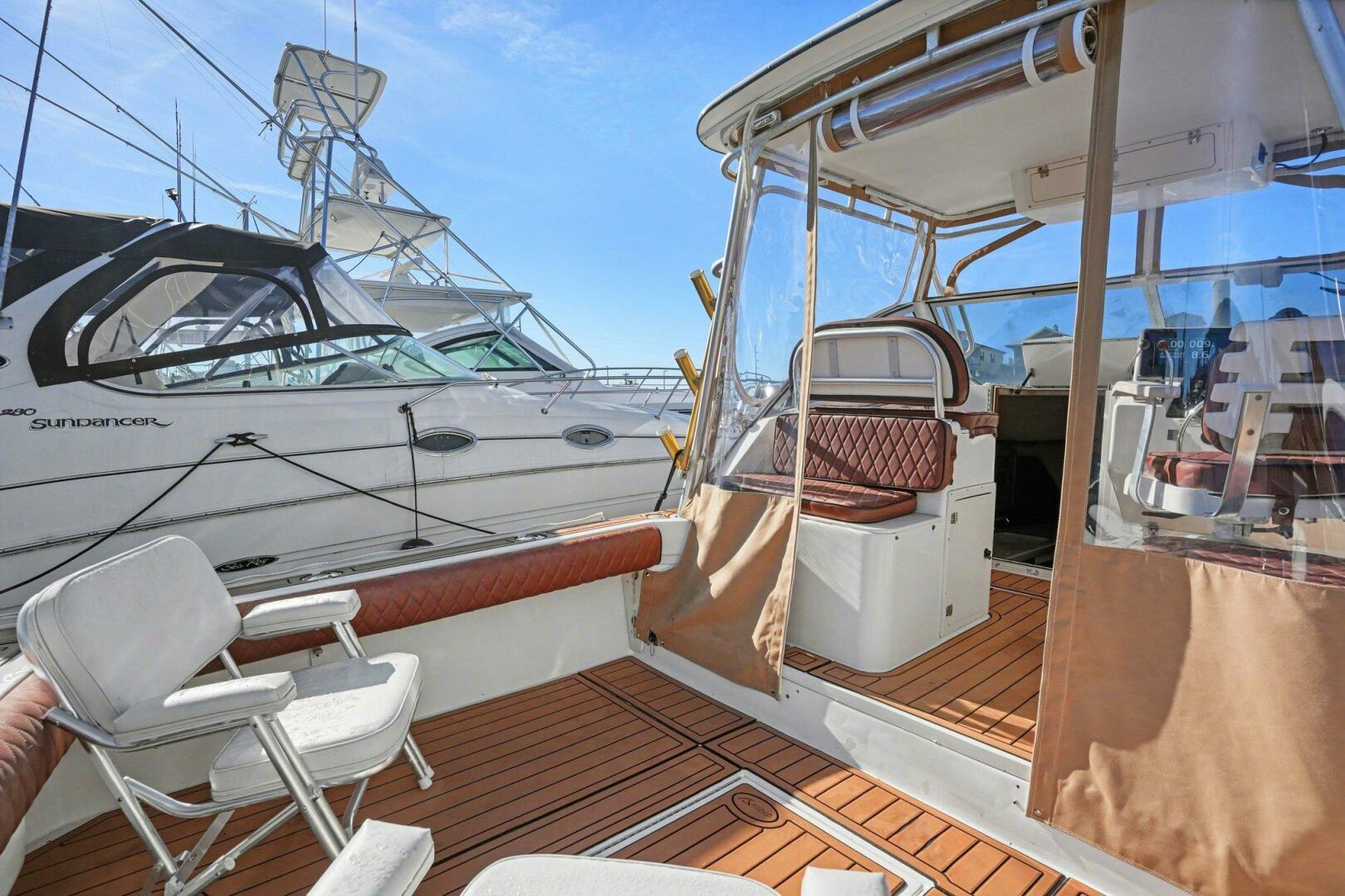 2002 Albemarle 268 Express Fisherman Base - Image 13