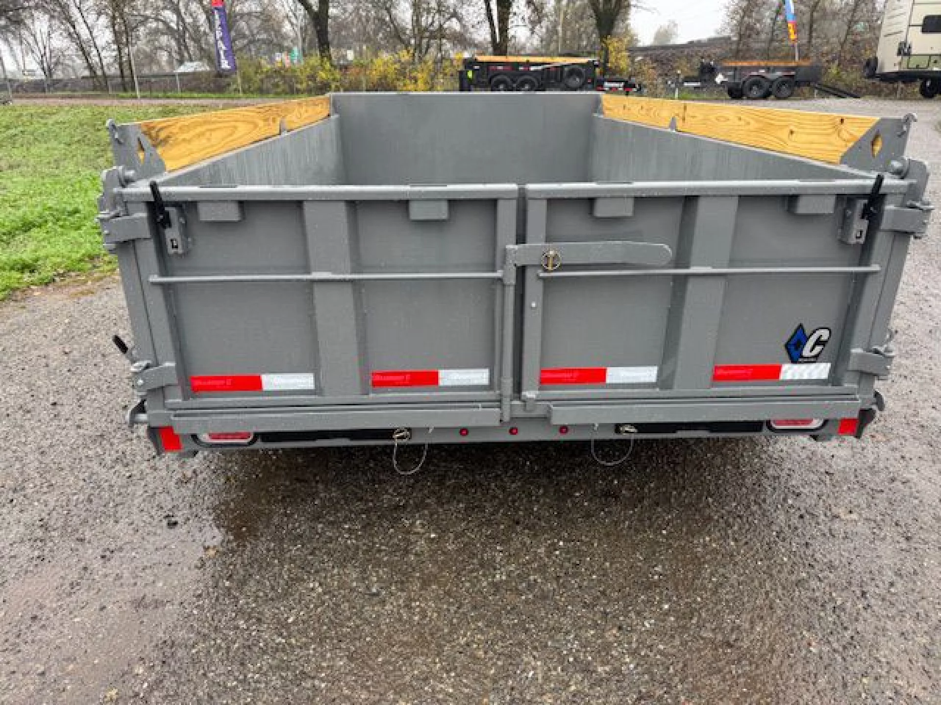 2026 DIAMOND C TRAILERS DIAMOND C MDT 206 MEDIUM DUTY 12X77 24 SIDES - Image 4