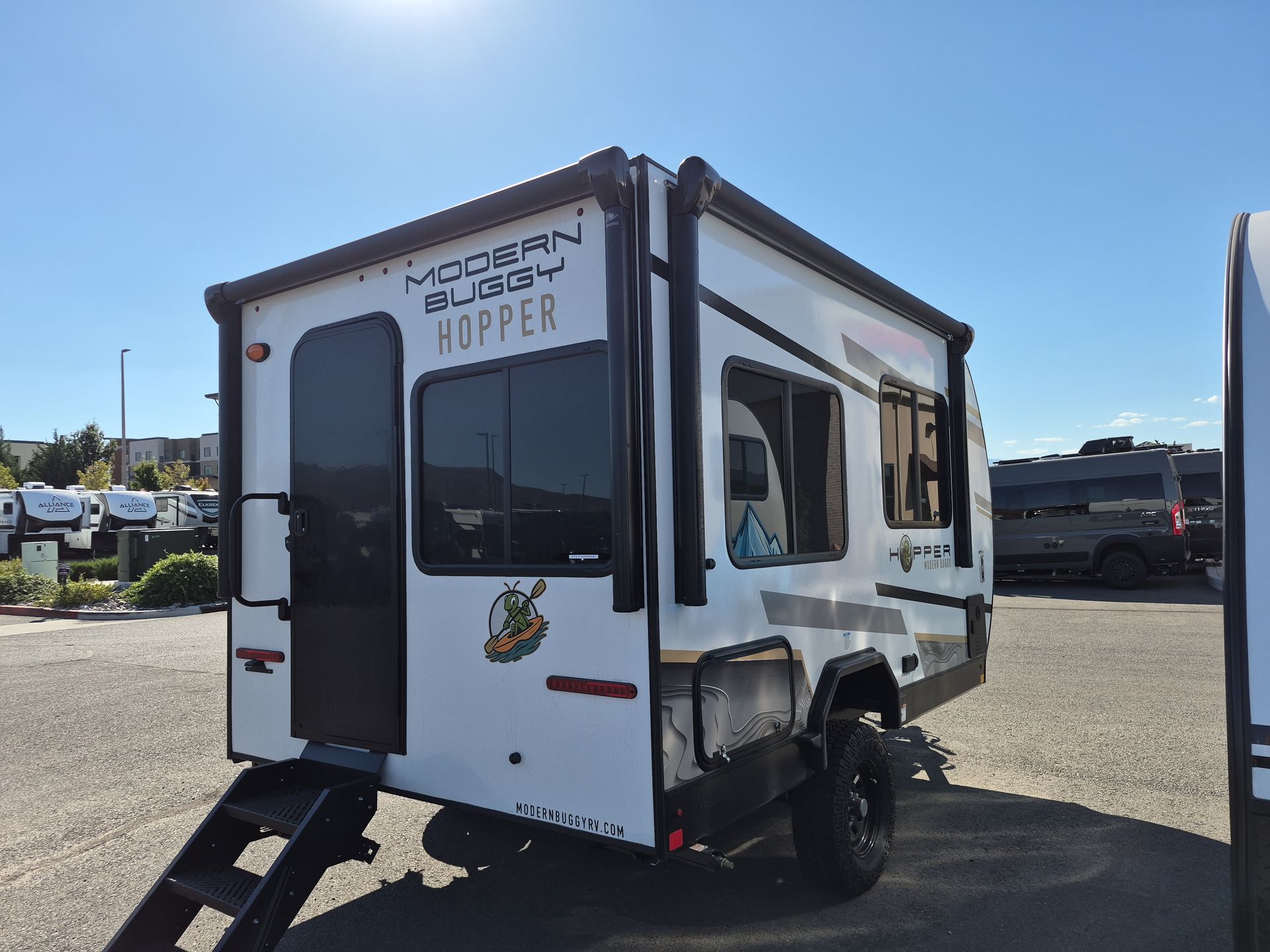 2027 Modern Buggy Hopper 1 - Image 8