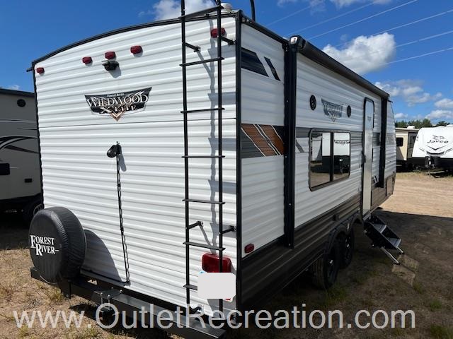 2021 Forest River Wildwood X-Lite 241QBXL - Image 2