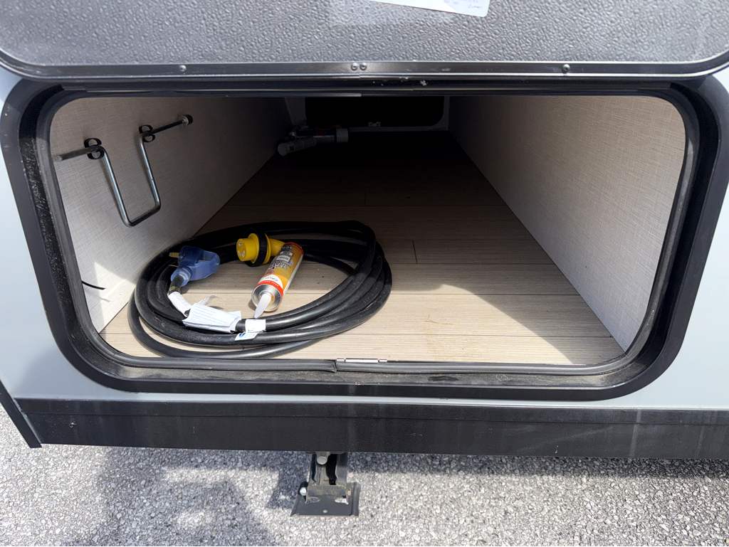 2024 VENTURE RV SONIC 190VRB - Image 8