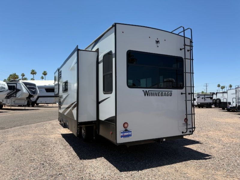 2021 Winnebago Voyage V2932RL - Image 2