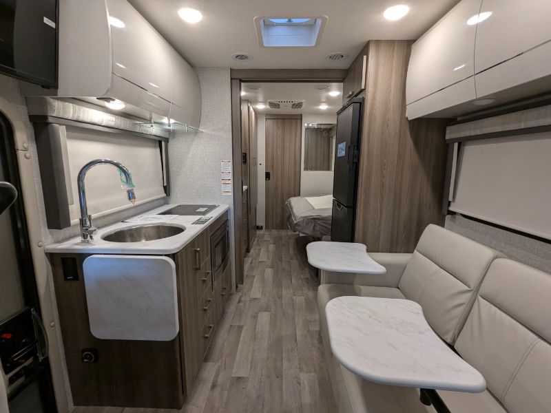 2025 Thor Motor Coach Gemini AWD 24JG - Image 14