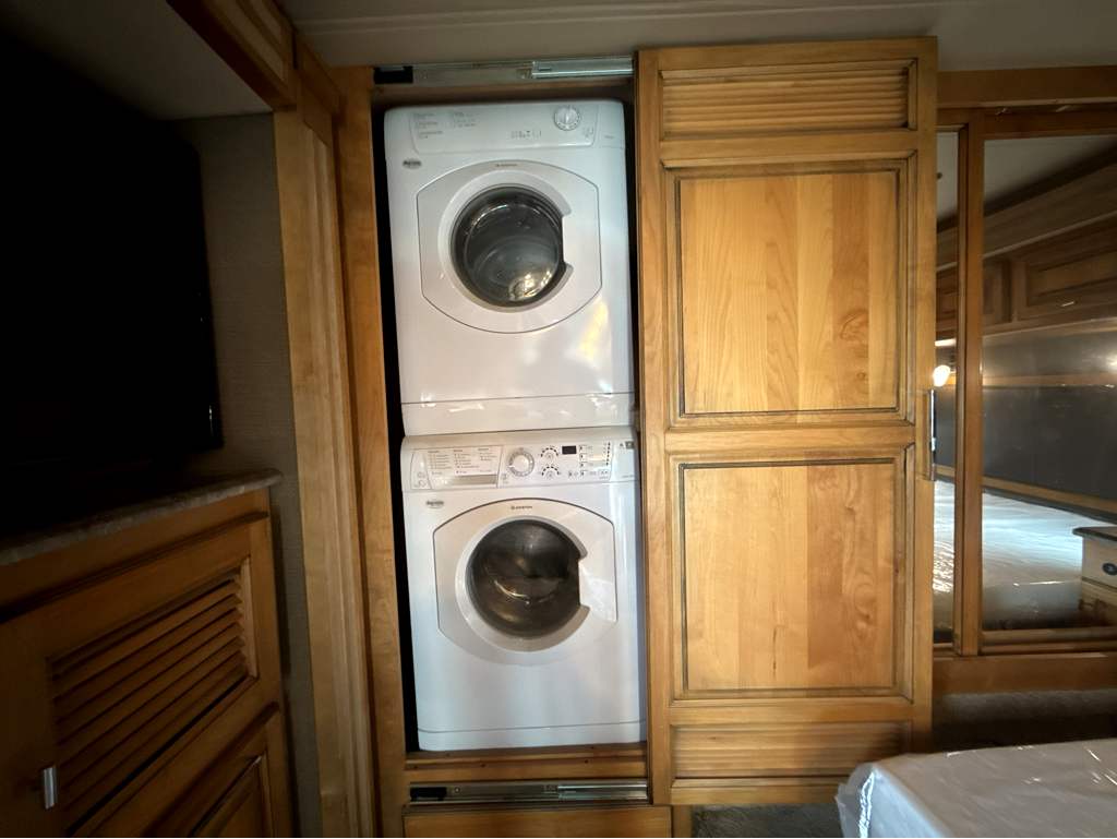 2018 TIFFIN ALLEGRO RED 33AA - Image 25