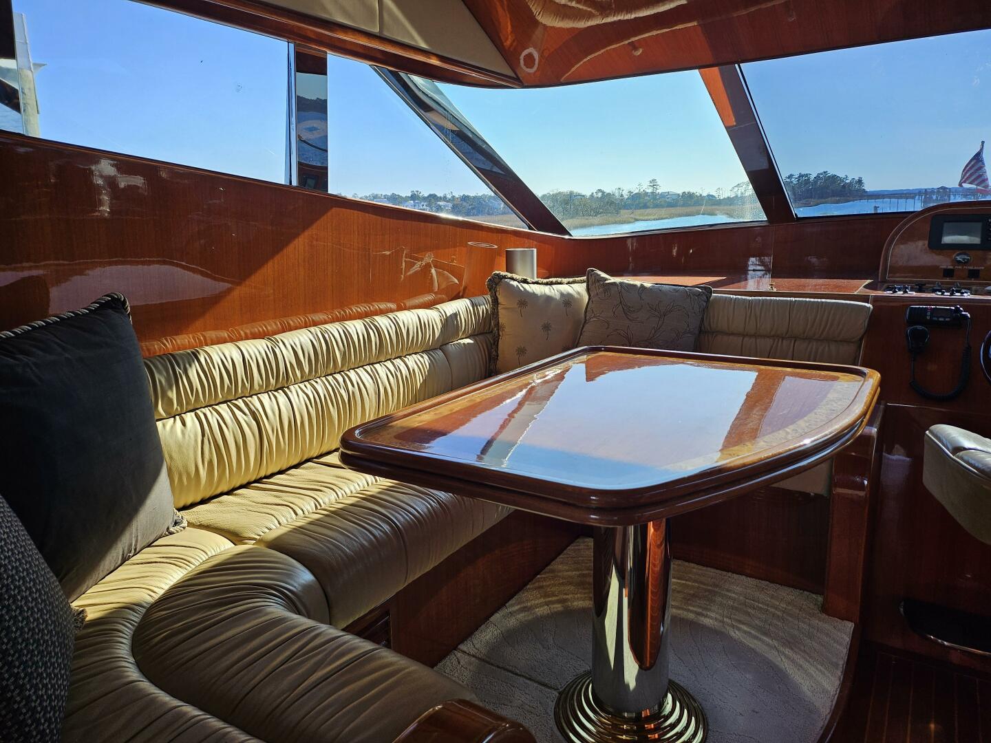 2003 Johnson Flybridge - Image 20