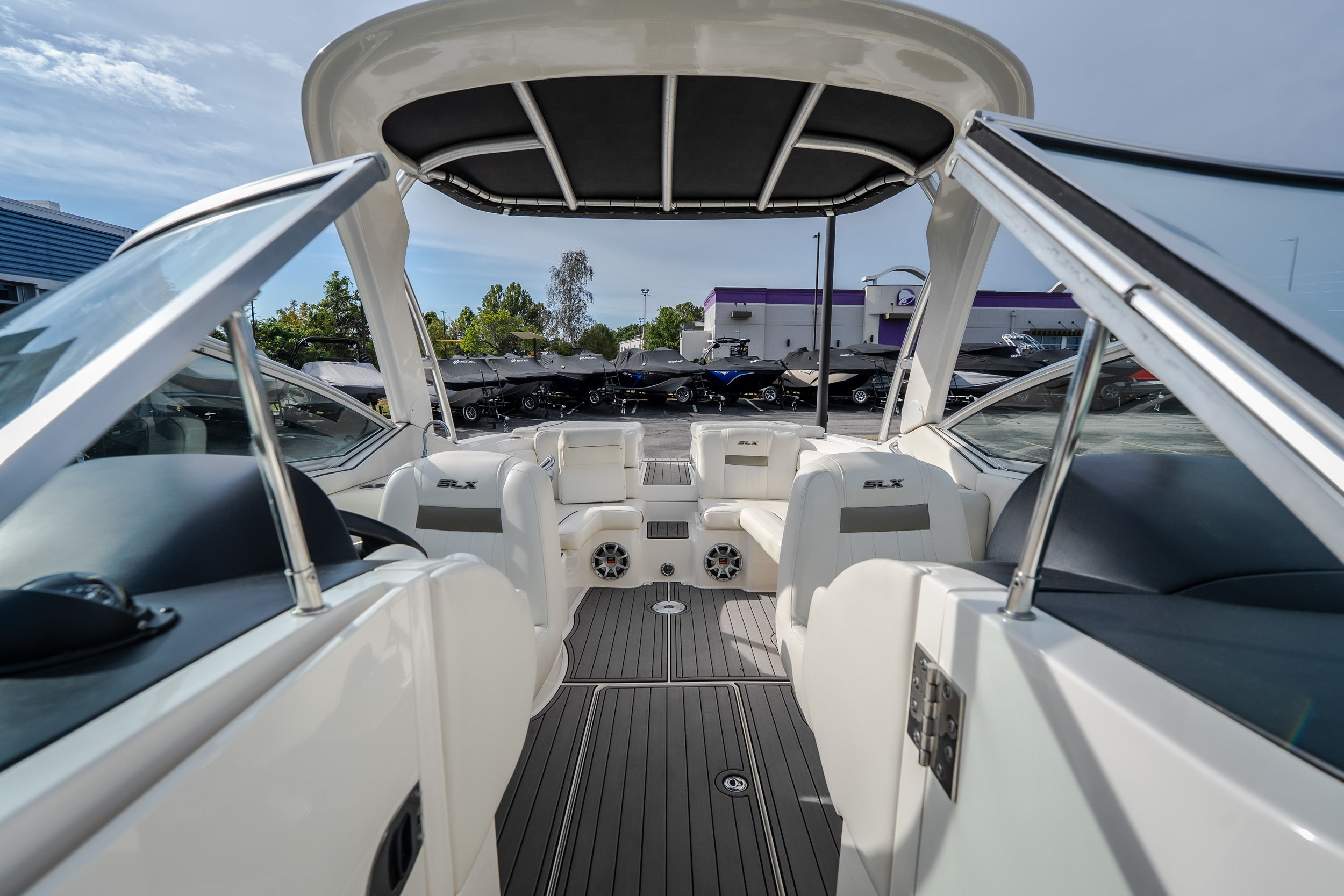 2006 Sea Ray 270 SLX - Image 35