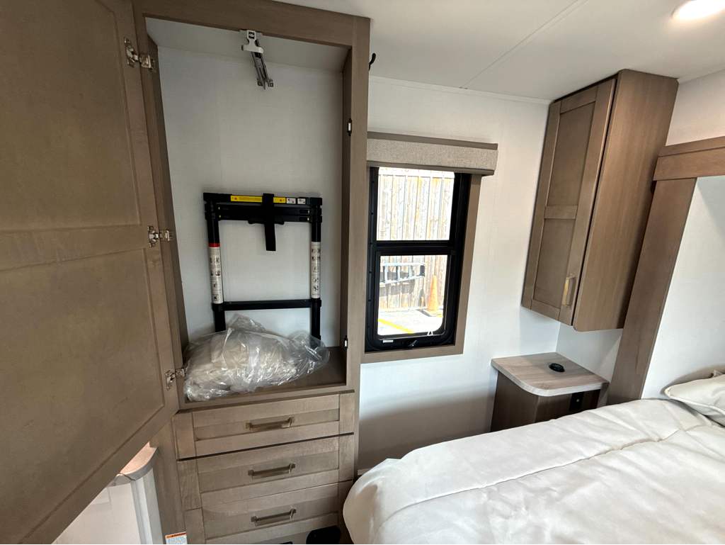 2027 JAYCO GREYHAWK 30Z - Image 29