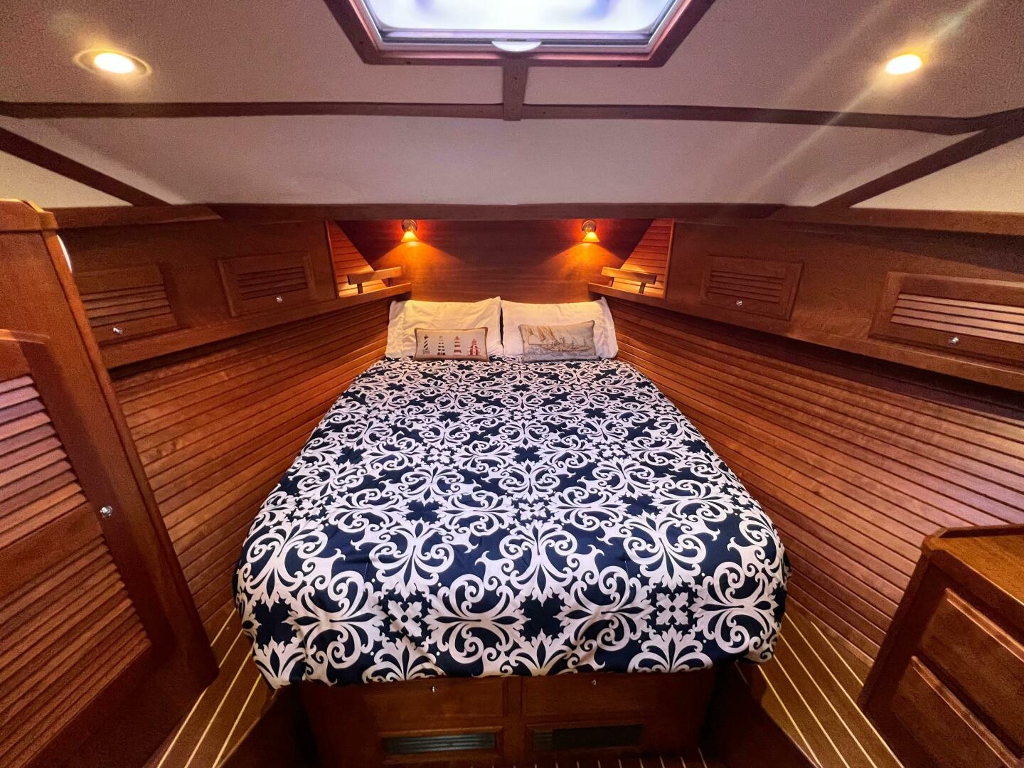 2008 Sabre 42 Hardtop Express - Image 30