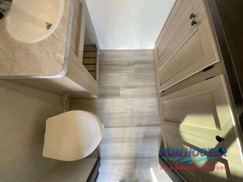 2026 FOREST RIVER 37GALLEY - Image 27