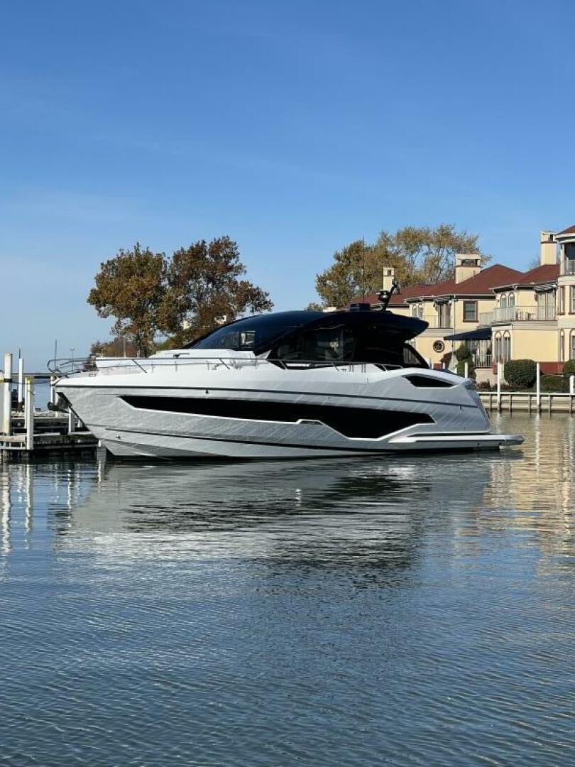 2026 Sunseeker 55 Predator - Image 1