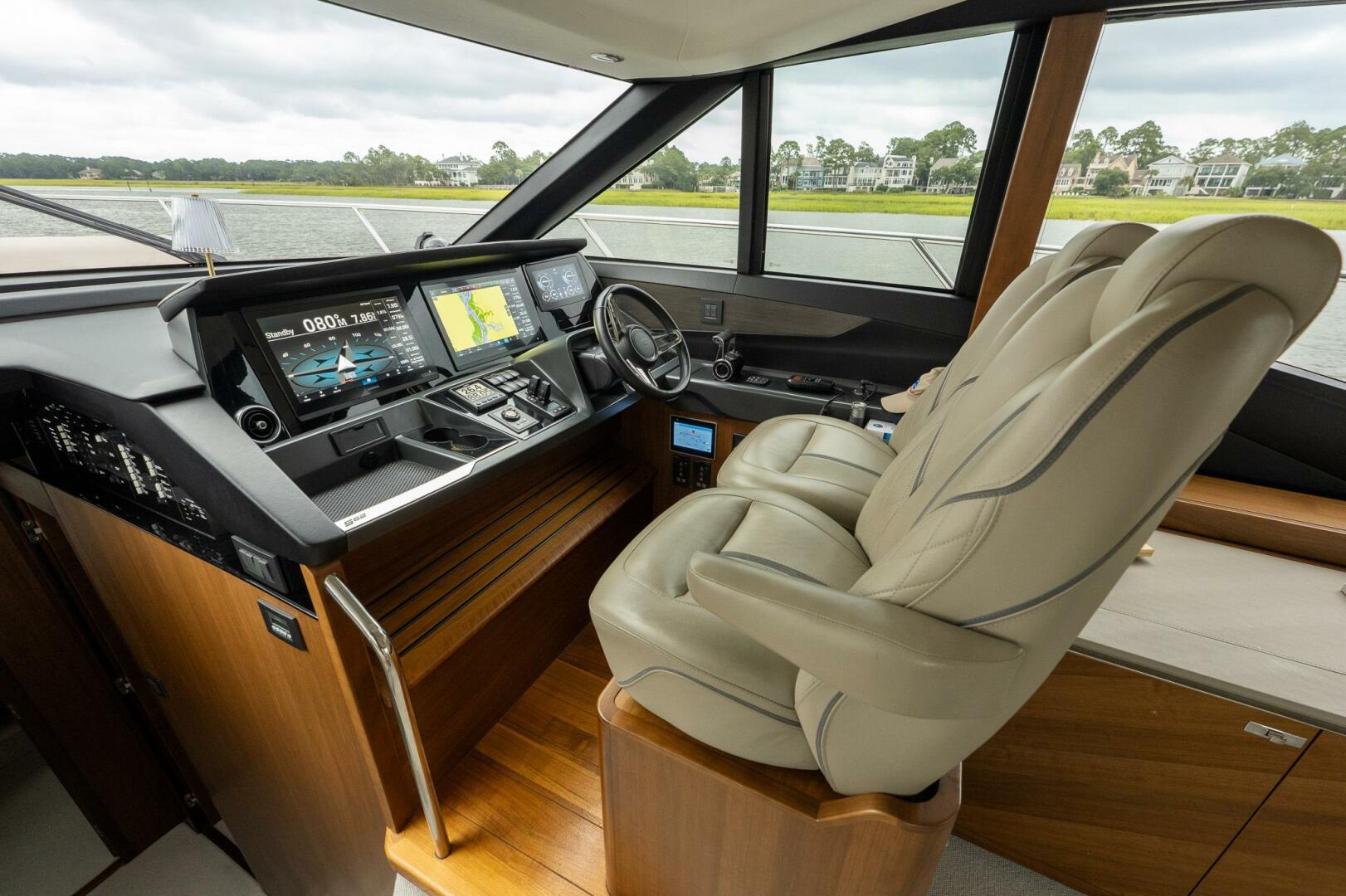 2021 Princess S62 - Image 47