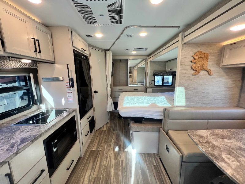 2023 Thor Motor Coach Compass RUV 23TW - Image 9