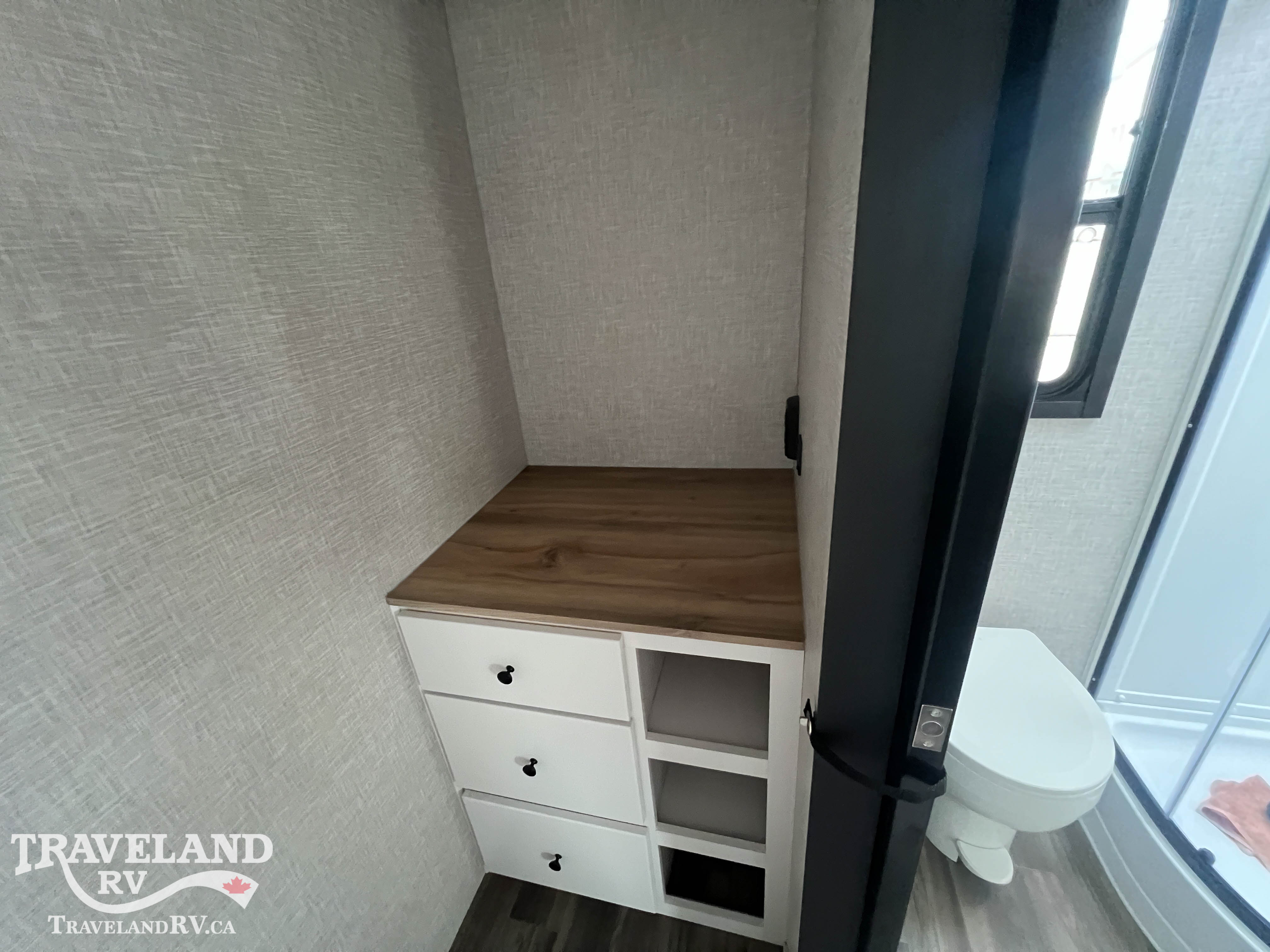 2025 Highland Ridge Range Lite 252RB - Image 24