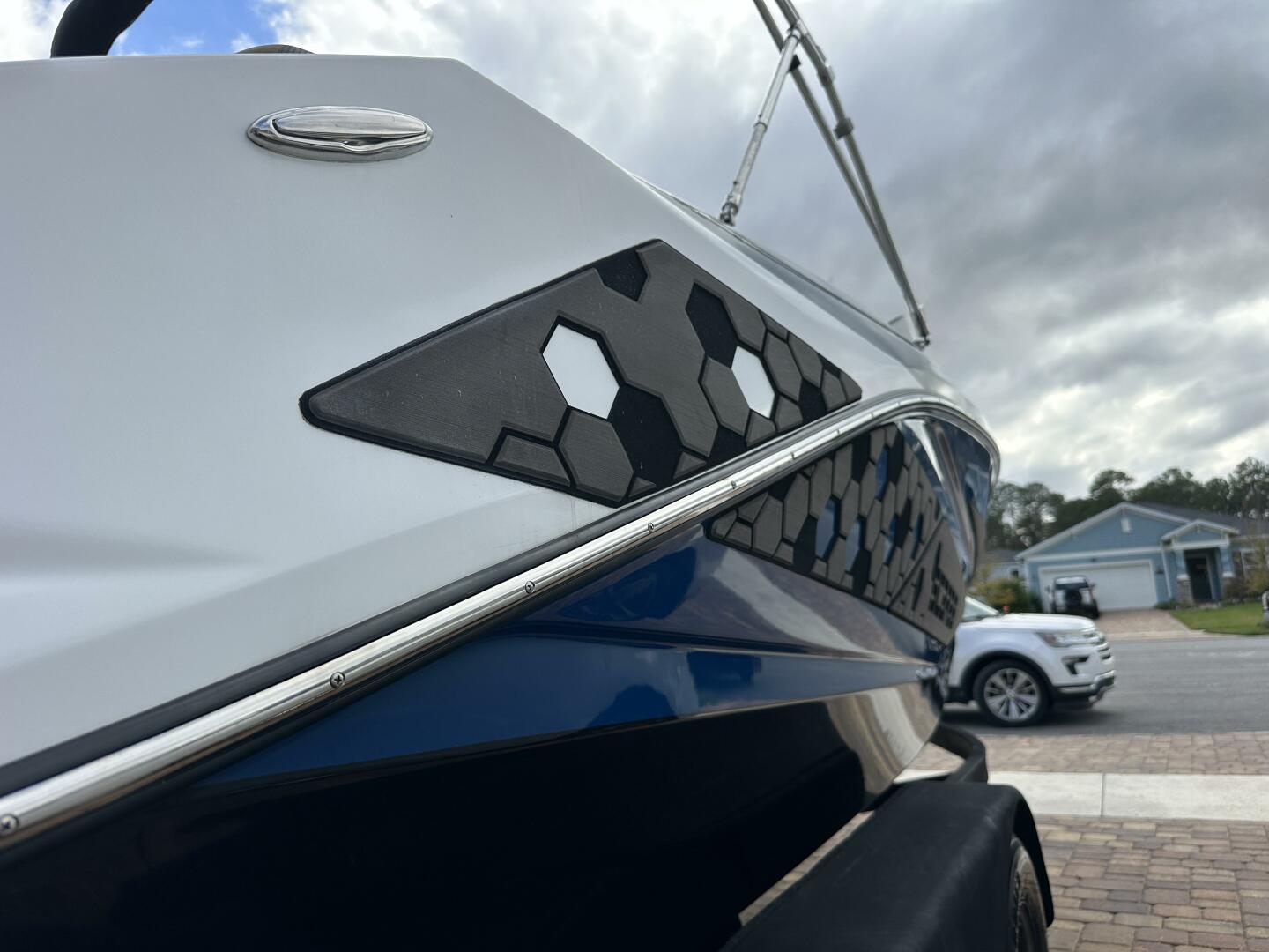 2021 Scarab 215 Base - Image 10