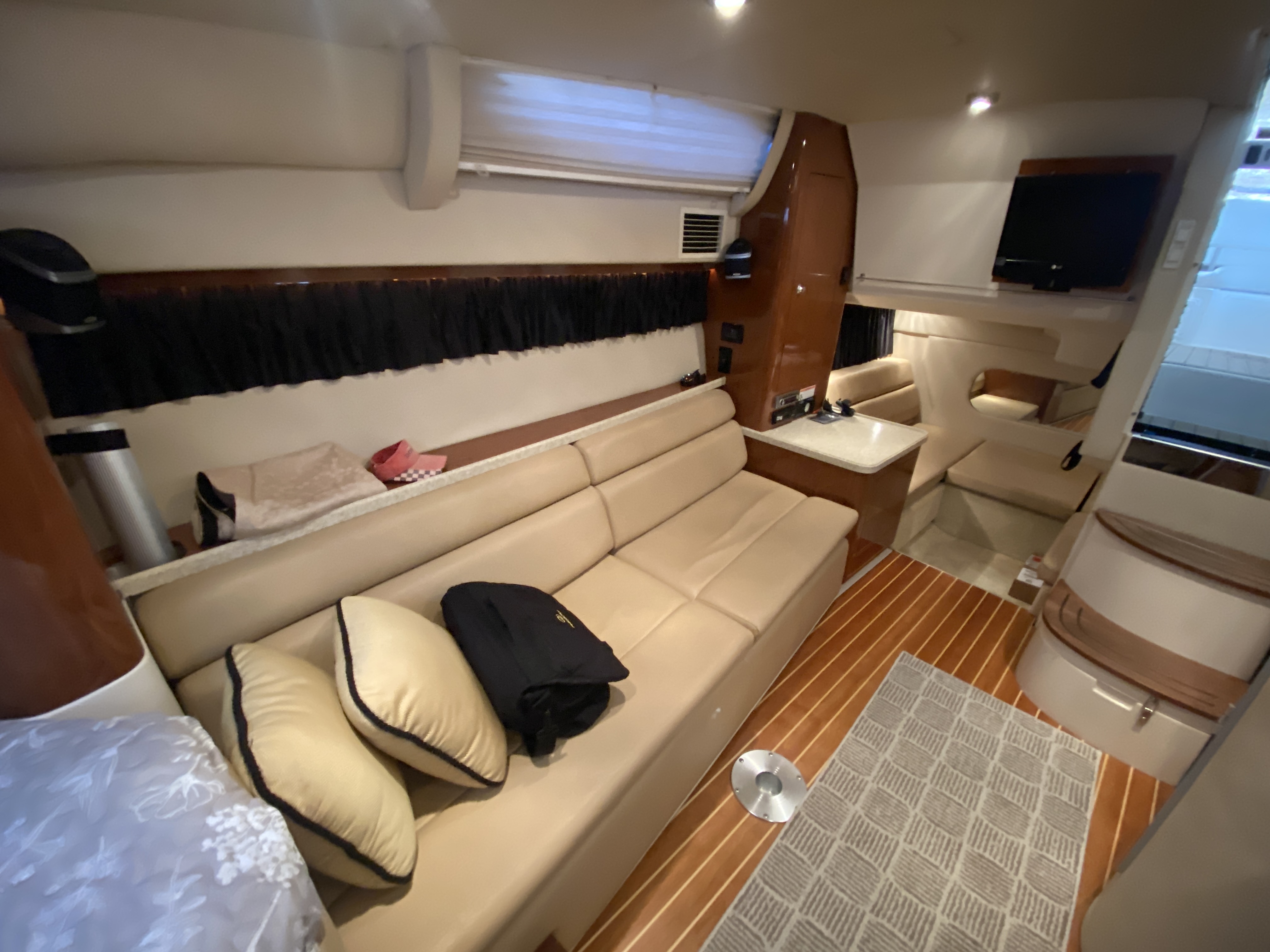 2008 Regal 3360 Window Express - Image 38