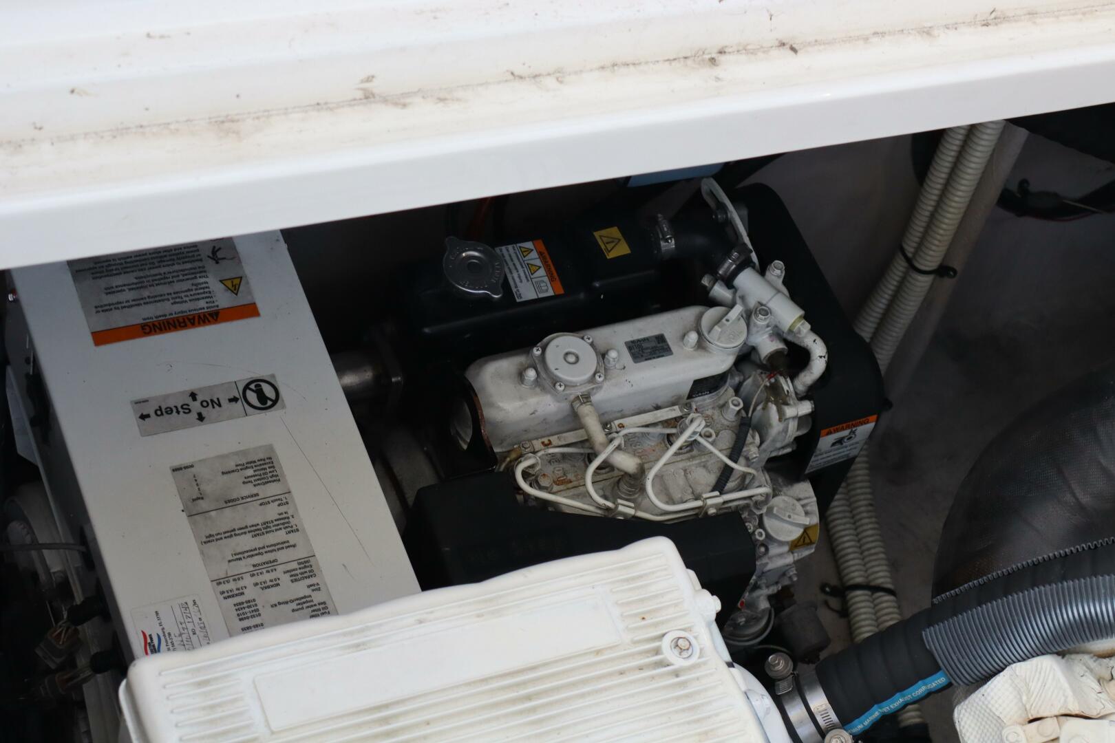 2015 Sea Ray 410 Sundancer - Image 47