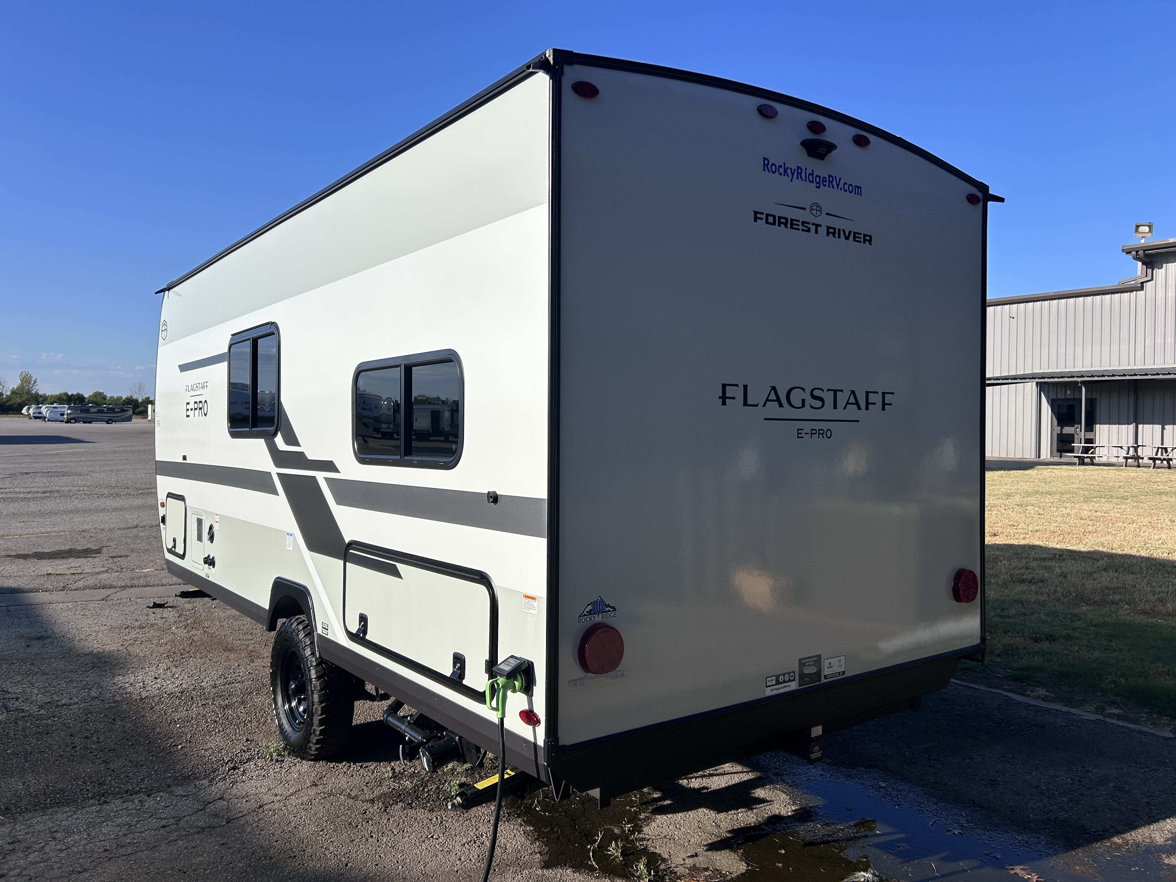 2027 Forest River Flagstaff E-Pro LE E171BLE - Image 6