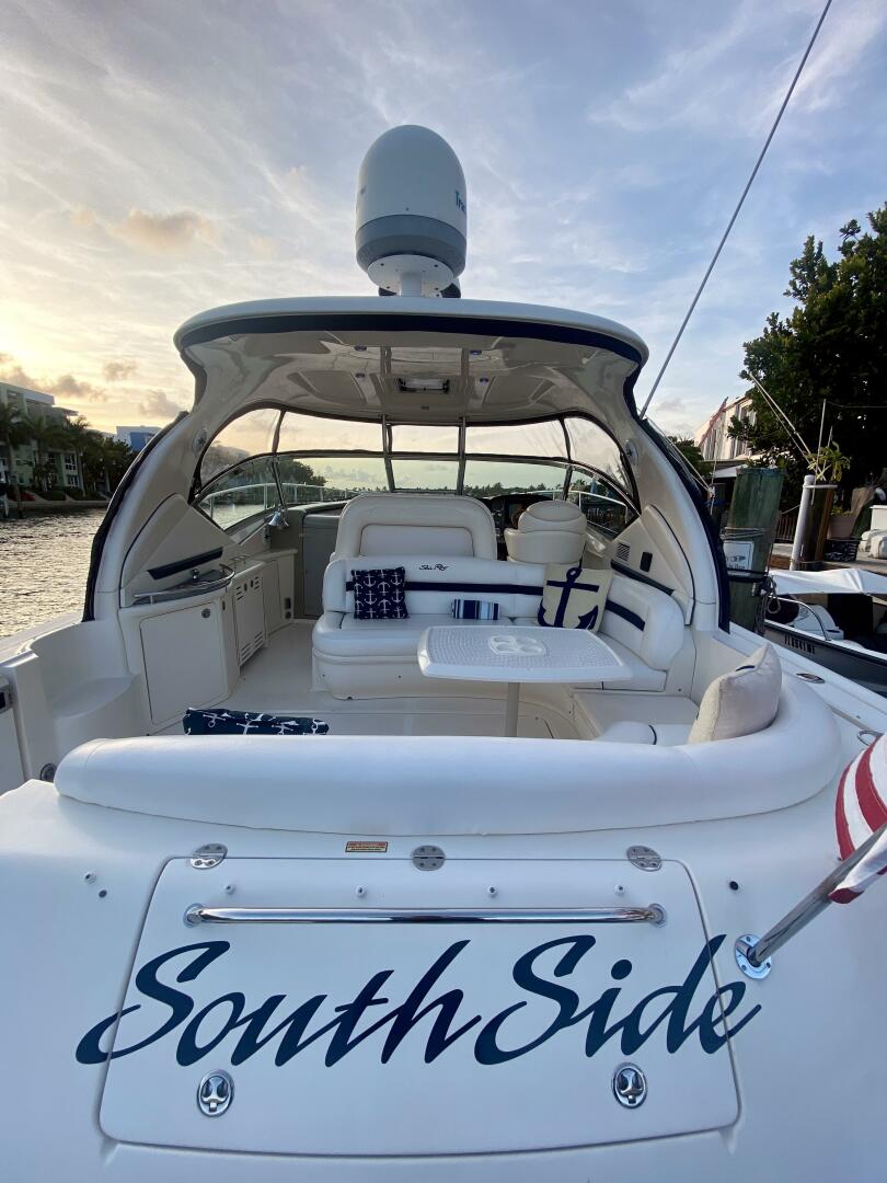 2005 Sea Ray 420 Sundancer - Image 3