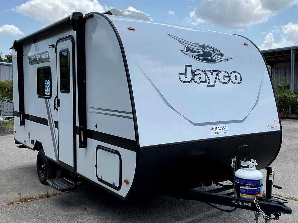2027 Jayco Jay Feather Air SL 17BHSL - Image 3