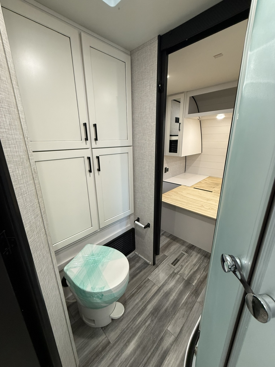 2025 Jayco Jay Flight 265RLS - Image 21