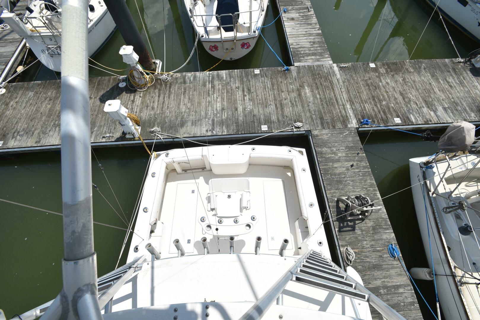 2001 Cabo 35 Express - Image 36