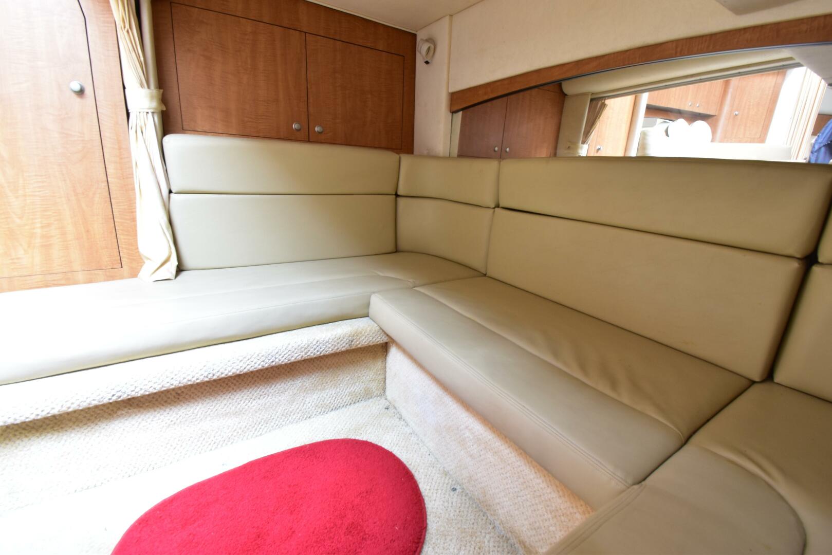 2006 Sea Ray 320 Sundancer - Image 18