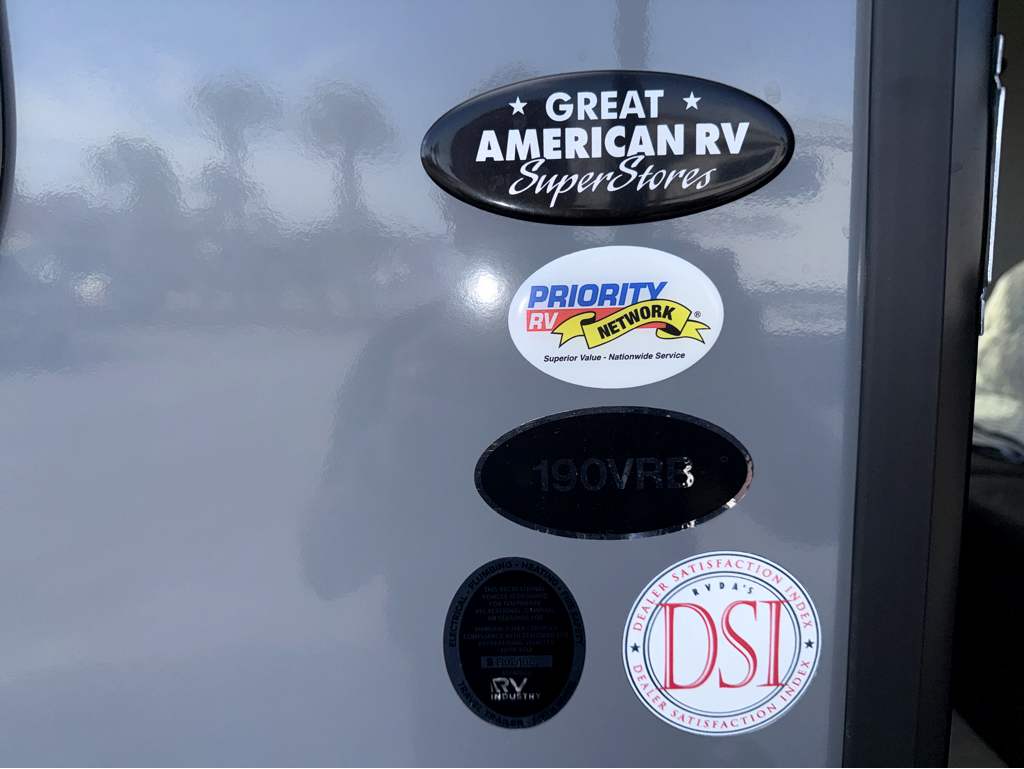 2024 VENTURE RV SONIC 190VRB - Image 10