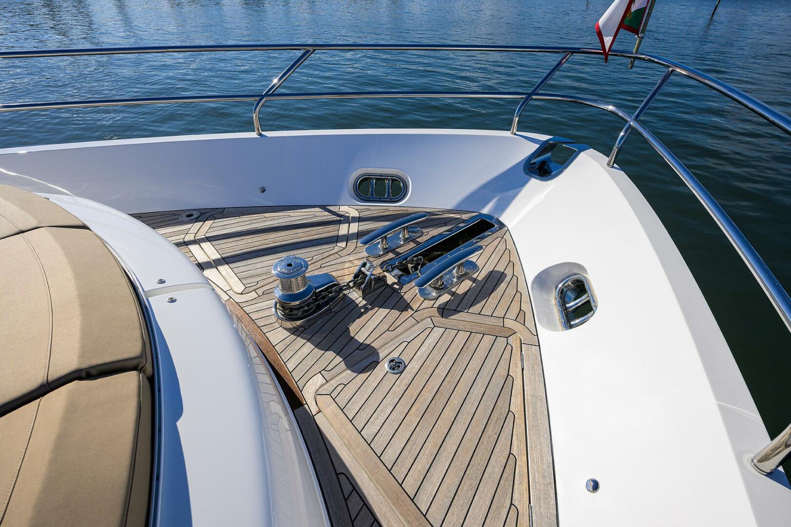 2003 Jupiter 31 Cuddy - Image 184