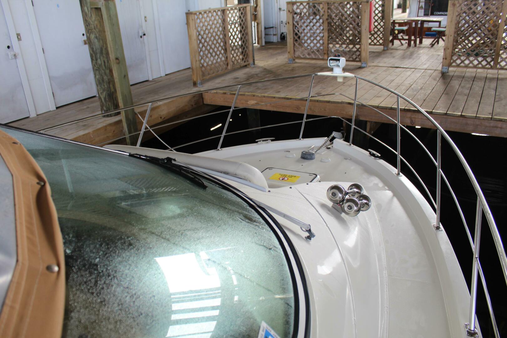 2004 Carver 360 Mariner - Image 7