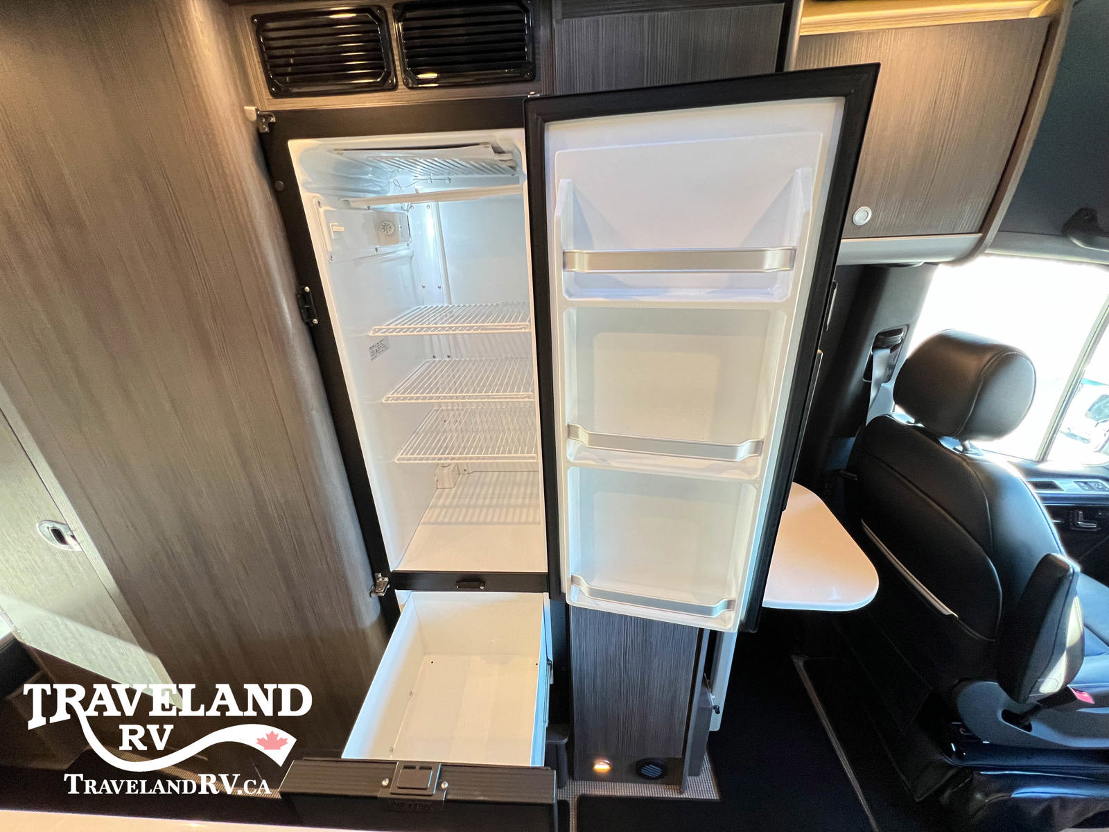 2023 AIRSTREAM INTERSTATE 24GT E-1 PKG - Image 13