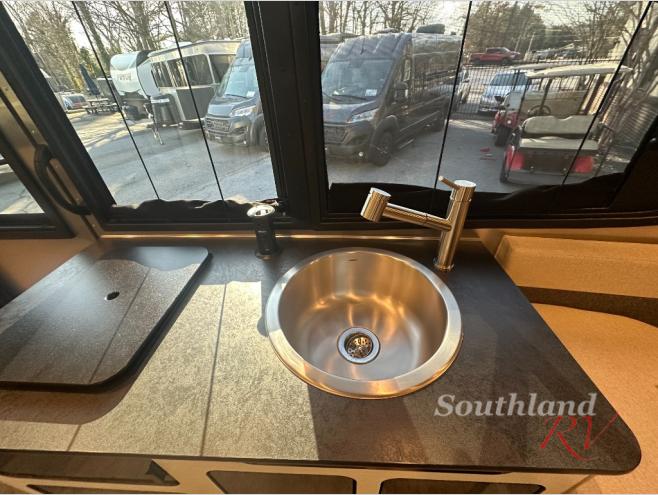 2026 Airstream Basecamp Xe 20Xe - Image 15