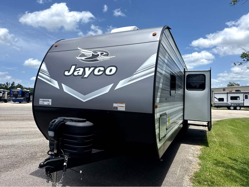 2027 JAYCO JAY FLIGHT 330TBS - Image 2