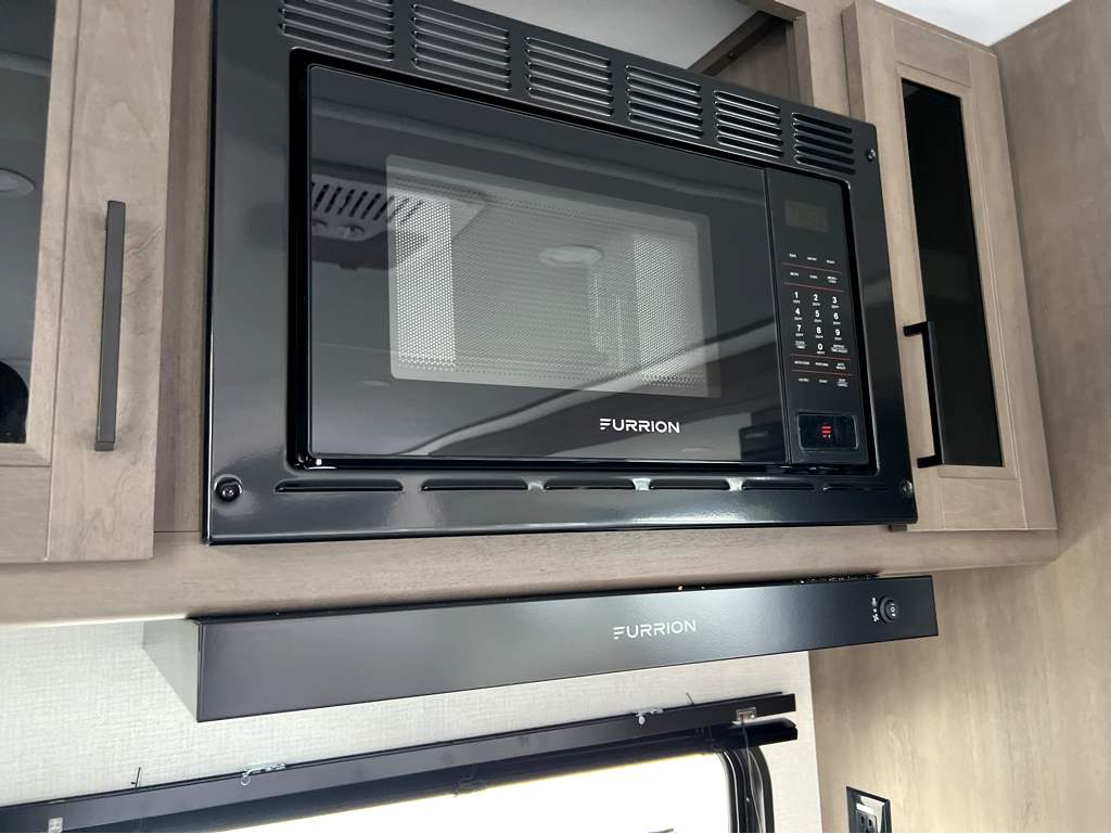 2026 GRAND DESIGN TRANSCEND 315RKT - Image 13