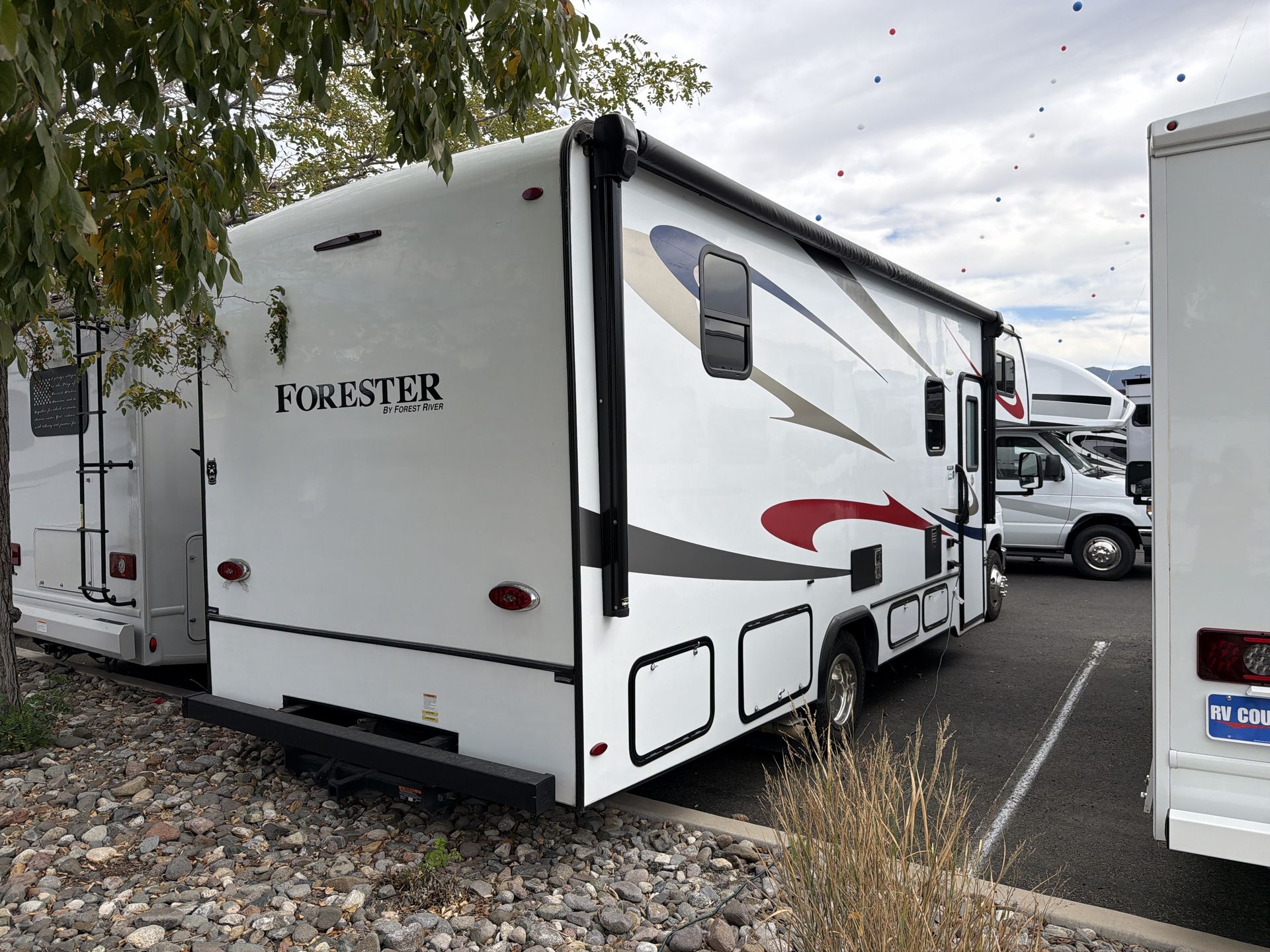 2022 Forest River Forester 2441DS - Image 7
