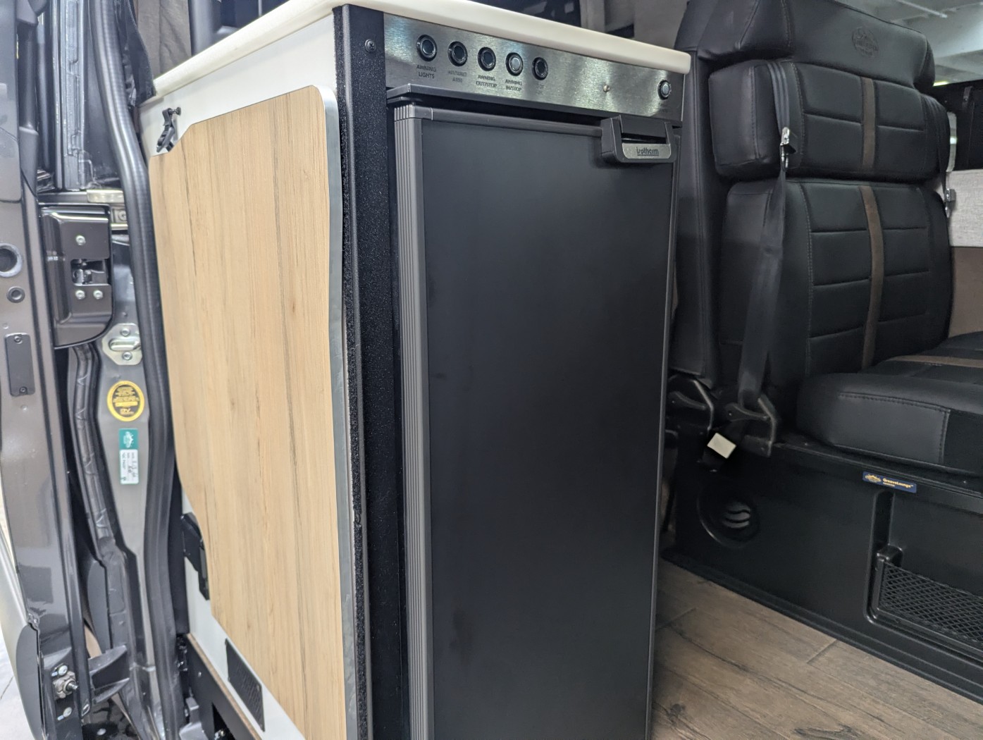 2027 Storyteller Overland Dark Mode OG - Image 13