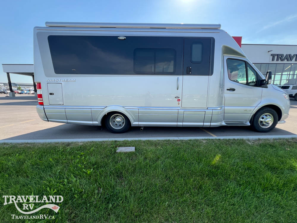 2025 AIRSTREAM ATLAS MURPHY SUITE E1 - Image 13