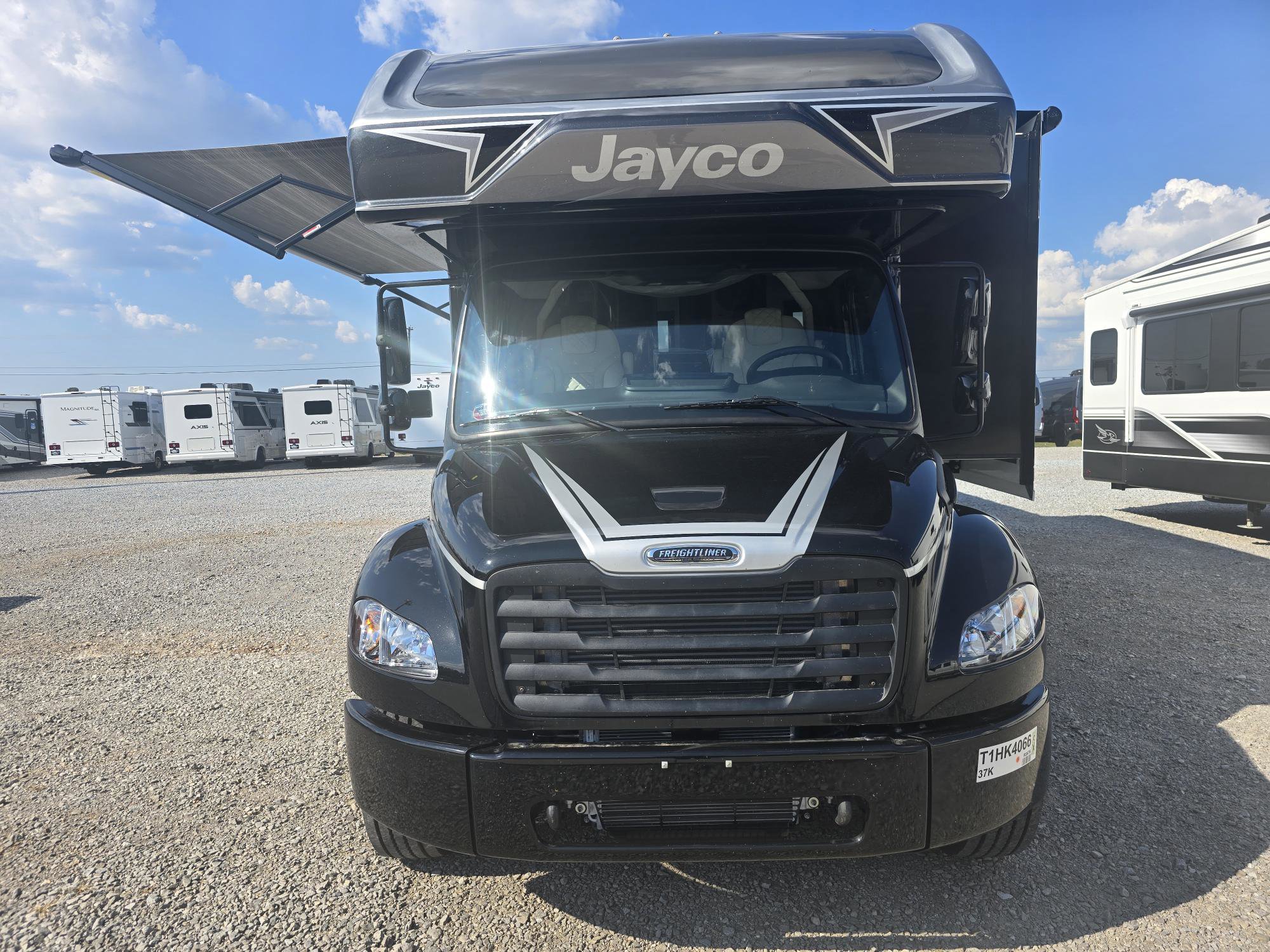 2026 JAYCO SENECA 37K - Image 2