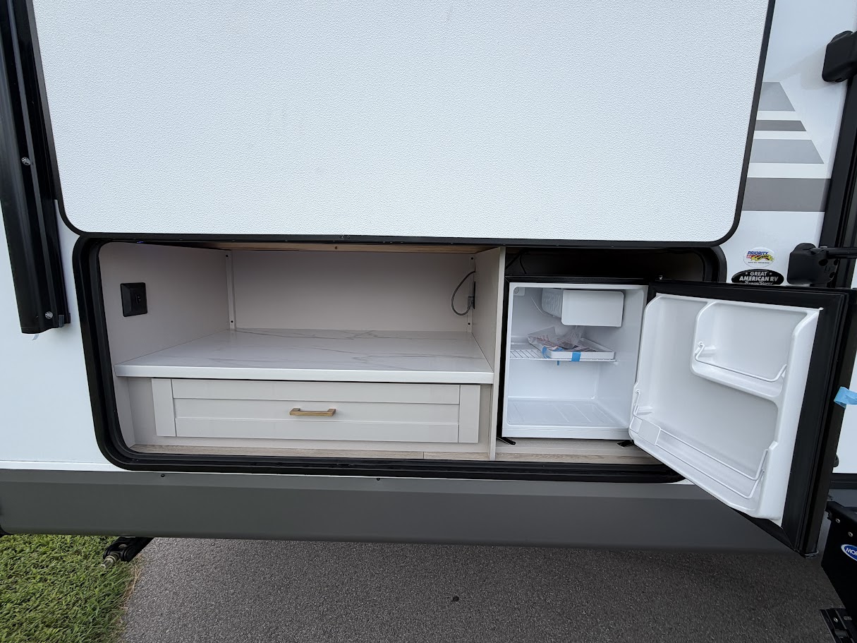 2027 JAYCO JAY FLIGHT 330TBS - Image 8