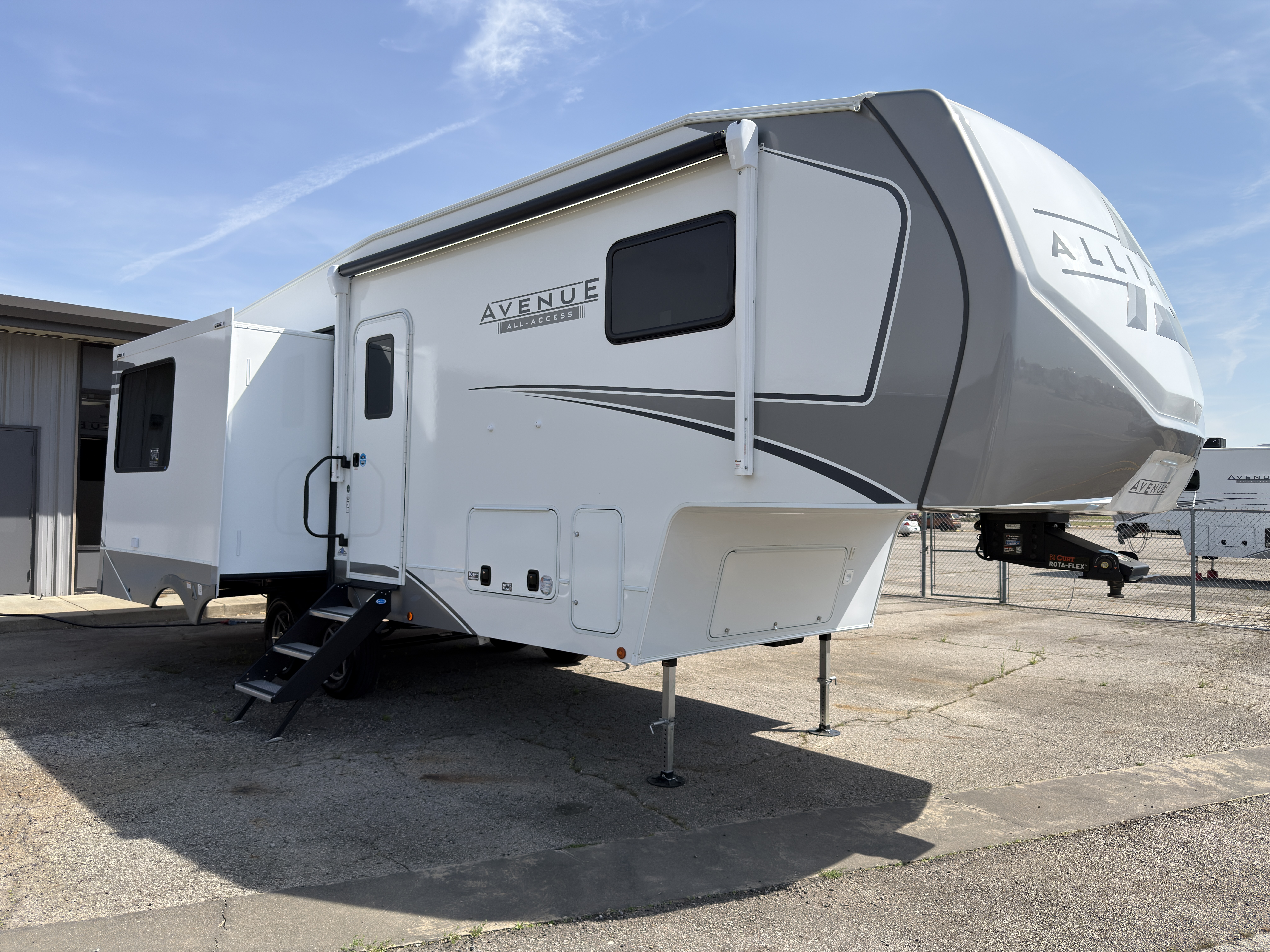 2026 Alliance RV Avenue 25RL - Image 1