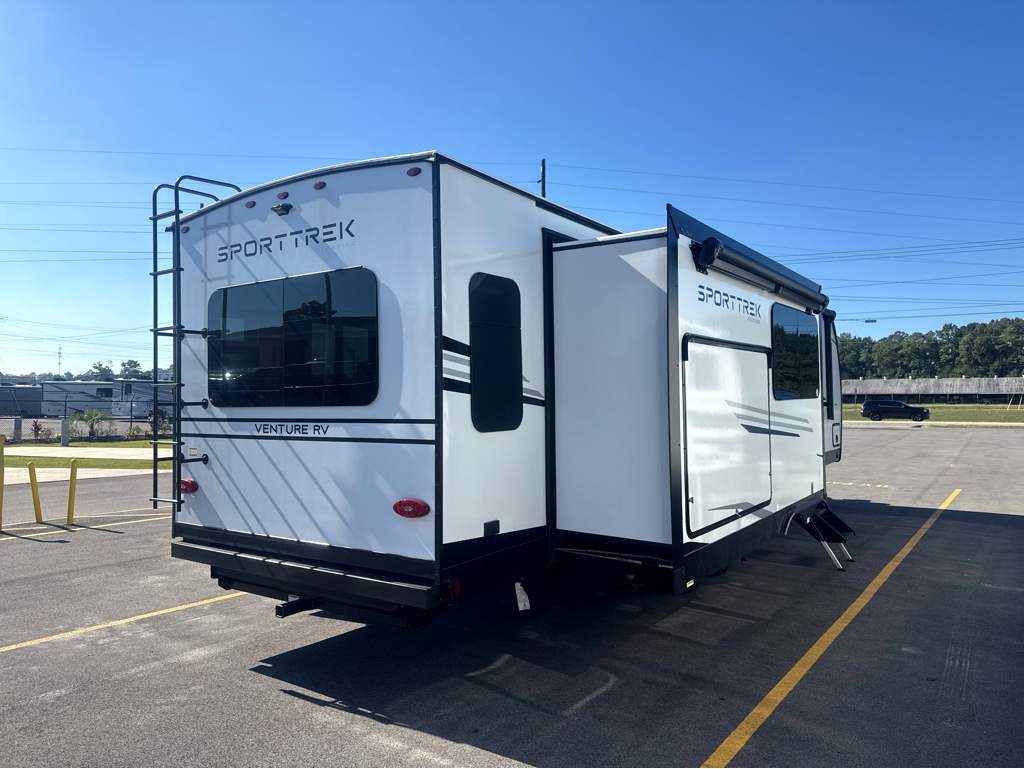 2027 VENTURE RV SPORTTREK 343VIK - Image 4