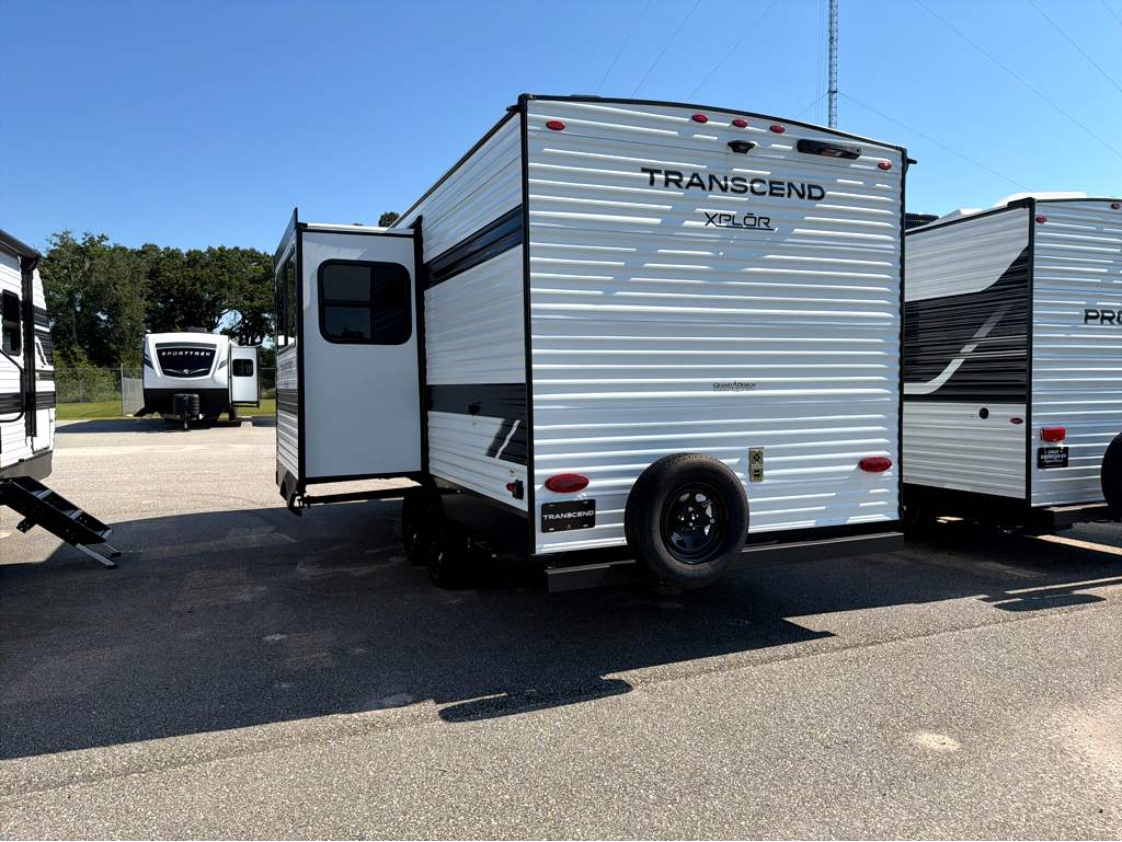 2027 GRAND DESIGN TRANSCEND 20MKX - Image 4