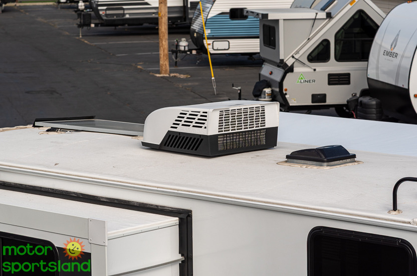2026 Winnebago Micro Minnie 2200Fbh - Image 16